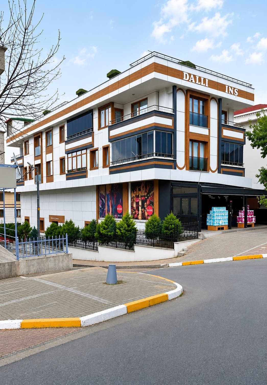 Dallı İnşaat binasının cephe görünümü